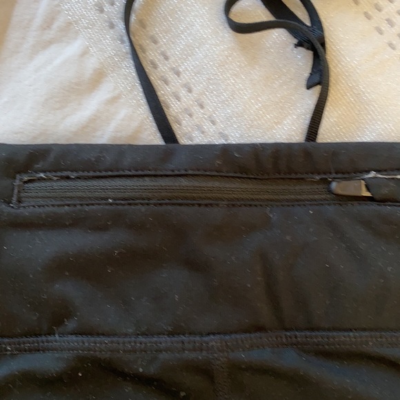 💰 3/$25 BUNDLE 💰 Nike Athletic Leggings - Picture 6 of 8